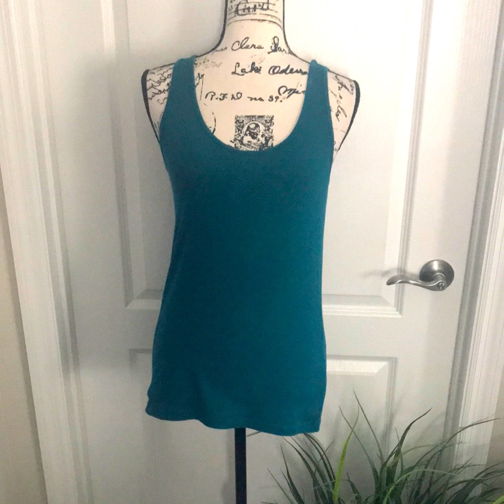 Old Navy tank top. NW0T